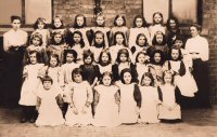 Photograph of the pupils and Mistresses from Somercotes Girls School, early 1900s