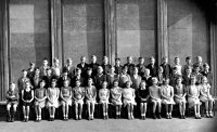 Somercotes Junior School pupils circa late 1940s