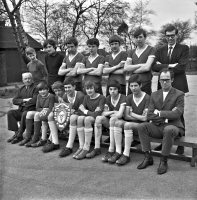 Ripley & Heanor newspaper photograph, Somercotes wins Alfreton Schools Knockout Cup 3rd April 1968.