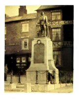 The Alfreton War Memorial just after it was opened in July 1927.