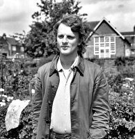 Riddings Man's TV Play features local Pigeon fanciers 5th August 1971 (Ripley & Heanor Newspaper Photograph).